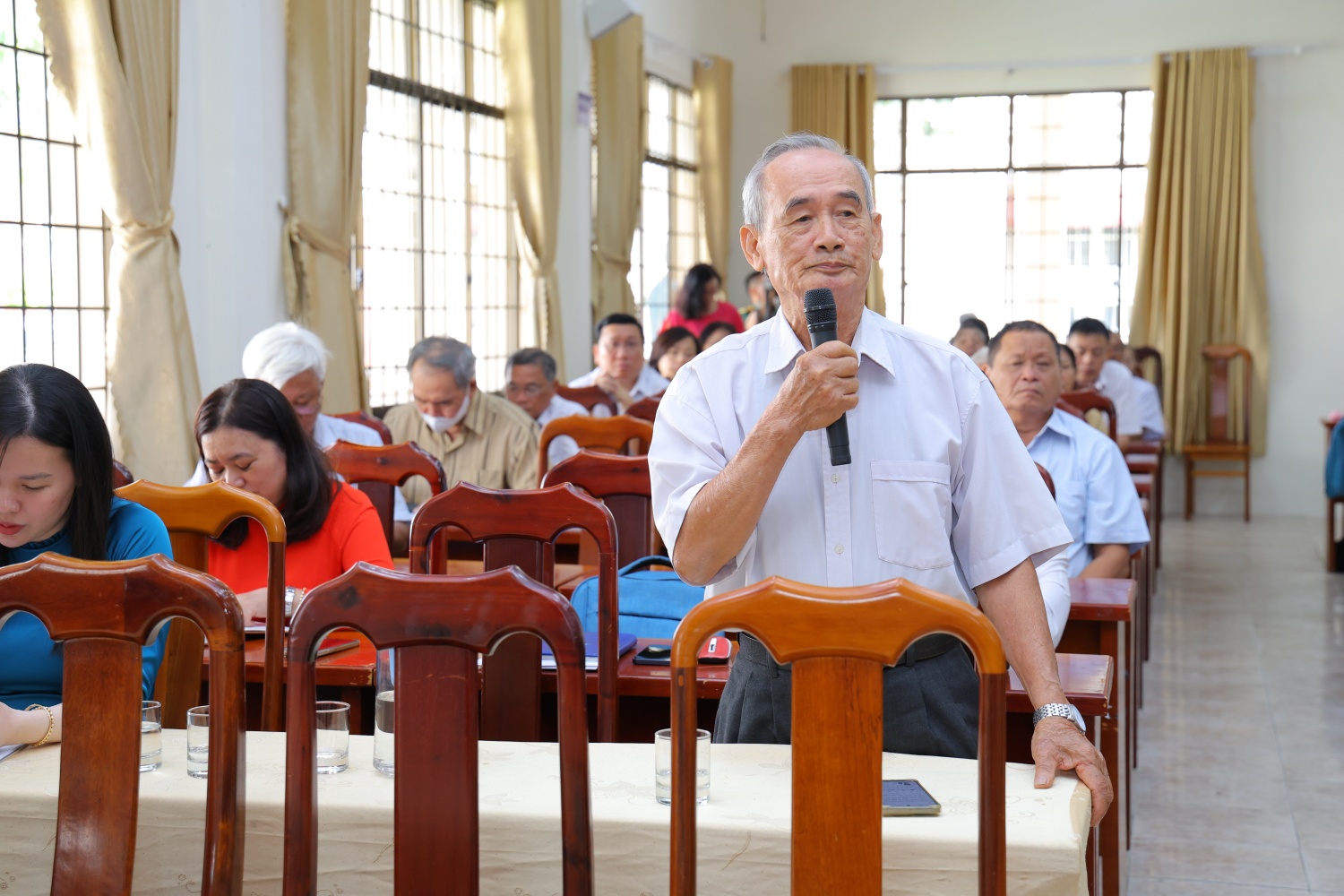 Cử tri phường Vũng Tàu (TP. Hồ Chí Minh) gửi gắm kỳ vọng vào Petrovietnam Cử tri phường Vũng Tàu (TP. Hồ Chí Minh) gửi gắm kỳ vọng vào Petrovietnam