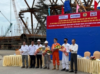 PTSC M&C phát động thi đua hoàn thành công tác nâng hạ các mã cẩu lớn dự án SHWE