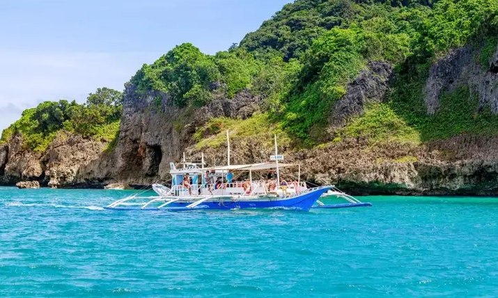 Quyến rũ “bãi biển thiên đường” Boracay