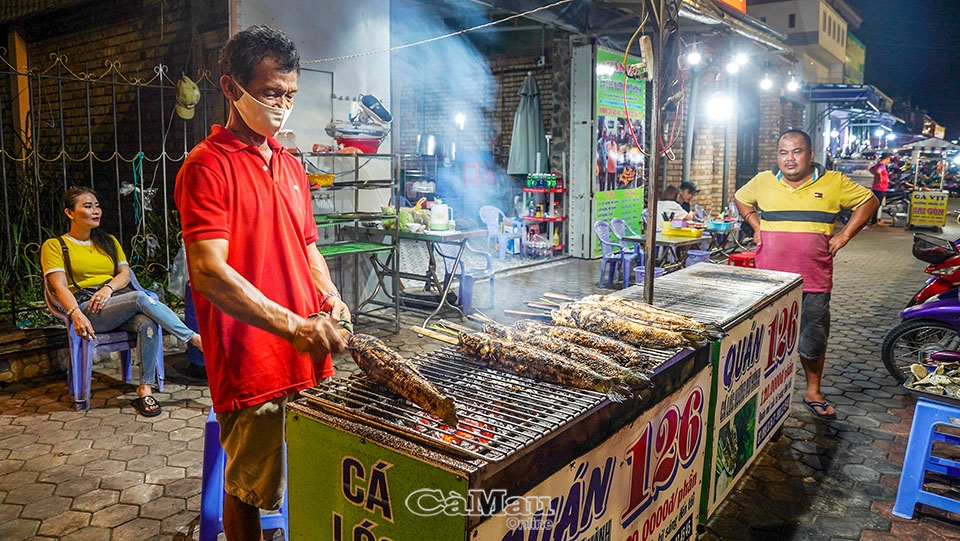 Thú vị chợ đêm ở Cà Mau Thú vị chợ đêm ở Cà Mau