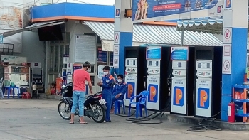 Đề xuất giảm tối đa thuế bảo vệ môi trường với xăng dầu