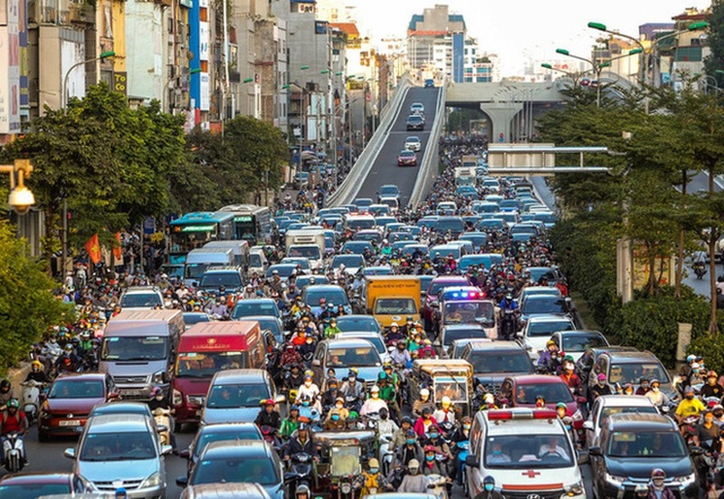 Hà Nội thí điểm tổ chức lại giao thông tại các nút giao thường xuyên ùn tắc