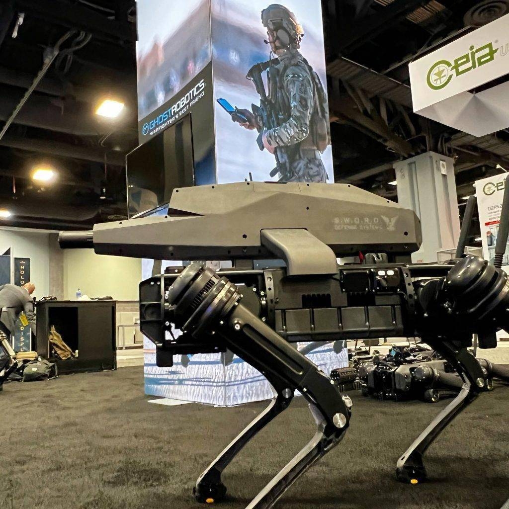 Chú chó robot đầu tiên trên thế giới có thể 
