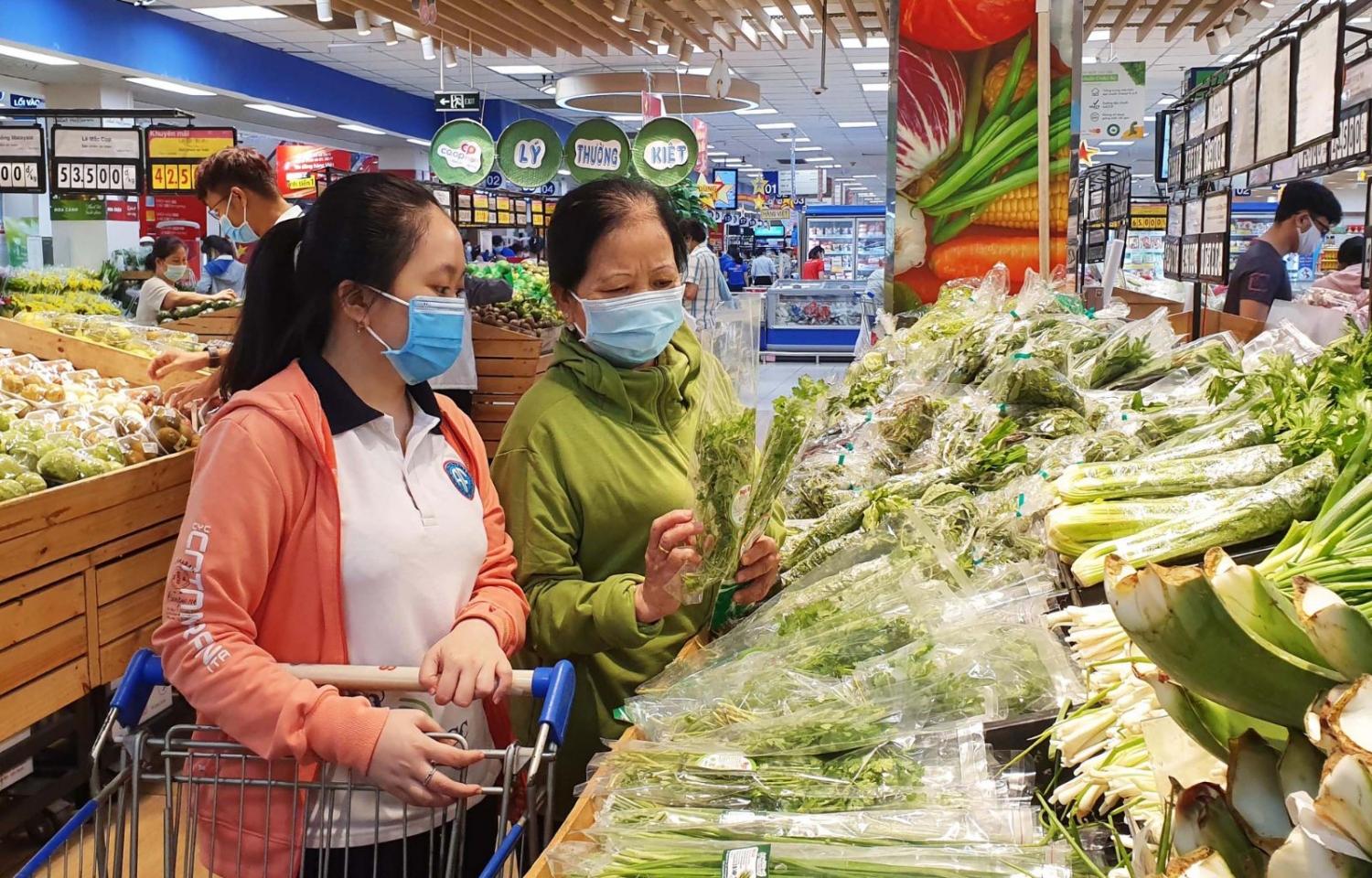 Gỡ vướng trong thực hiện giảm thuế GTGT xuống 8%