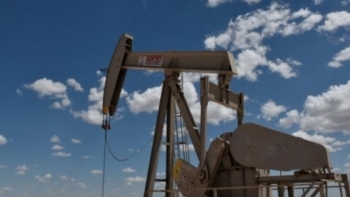 Dầu Brent giảm xuống dưới 111 USD/thùng lần đầu tiên kể từ ngày 20/5