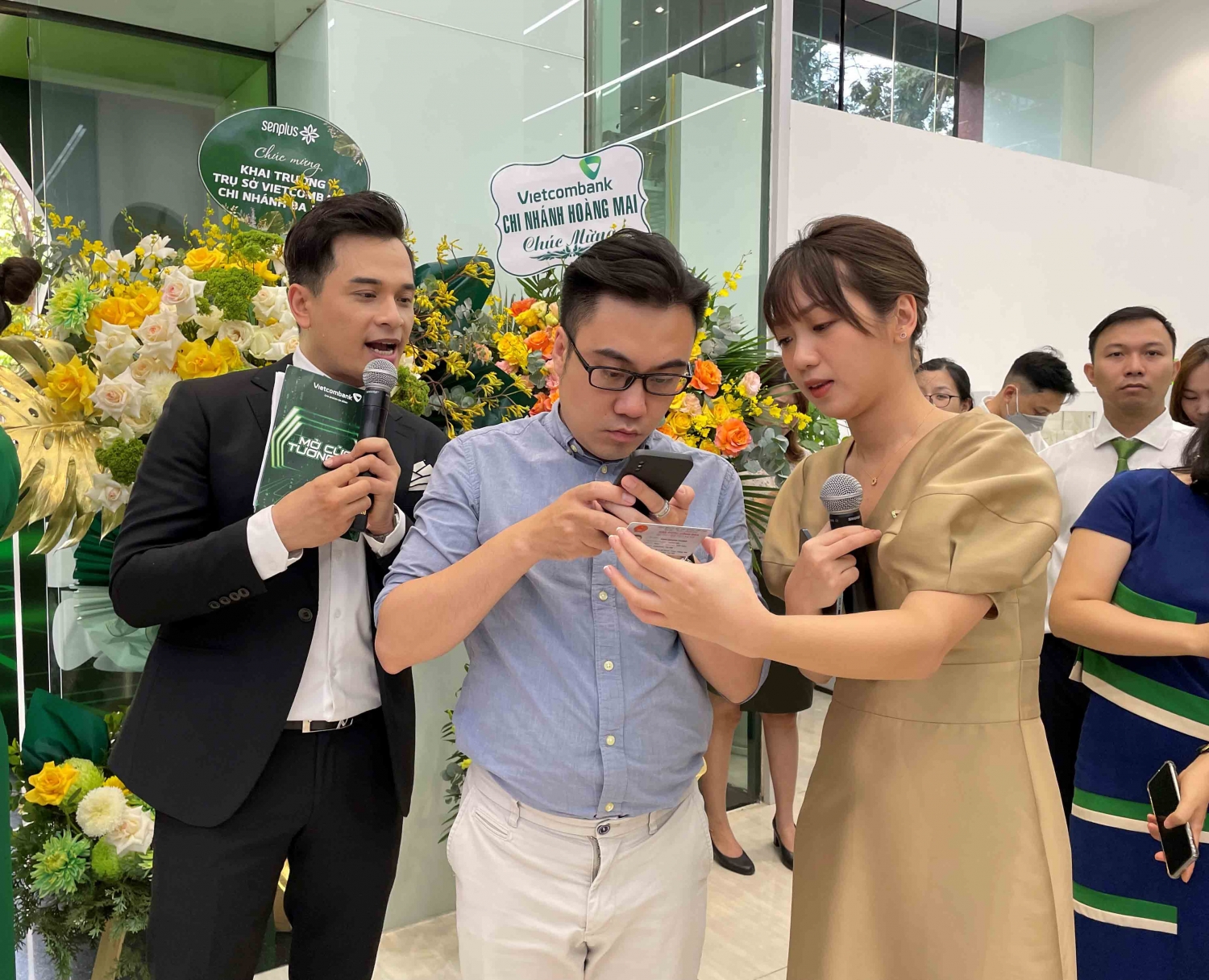 Vietcombank Ba Đình khai trương trụ sở mới và ra mắt chuỗi trải nghiệm dịch vụ ngân hàng số