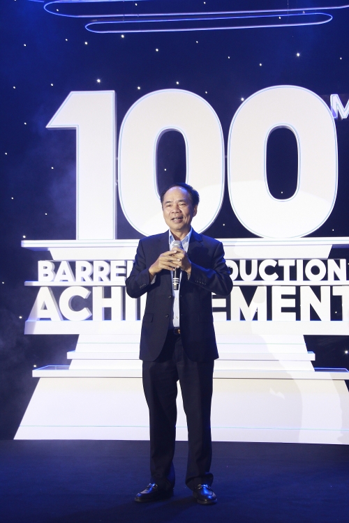 Hoàng Long JOC tổ chức lễ kỷ niệm đạt sản lượng 100 triệu thùng dầu Hoàng Long JOC tổ chức lễ kỷ niệm đạt sản lượng 100 triệu thùng dầu
