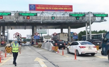 Triển khai thu phí điện tử không dừng đồng bộ trên toàn quốc từ 1/8