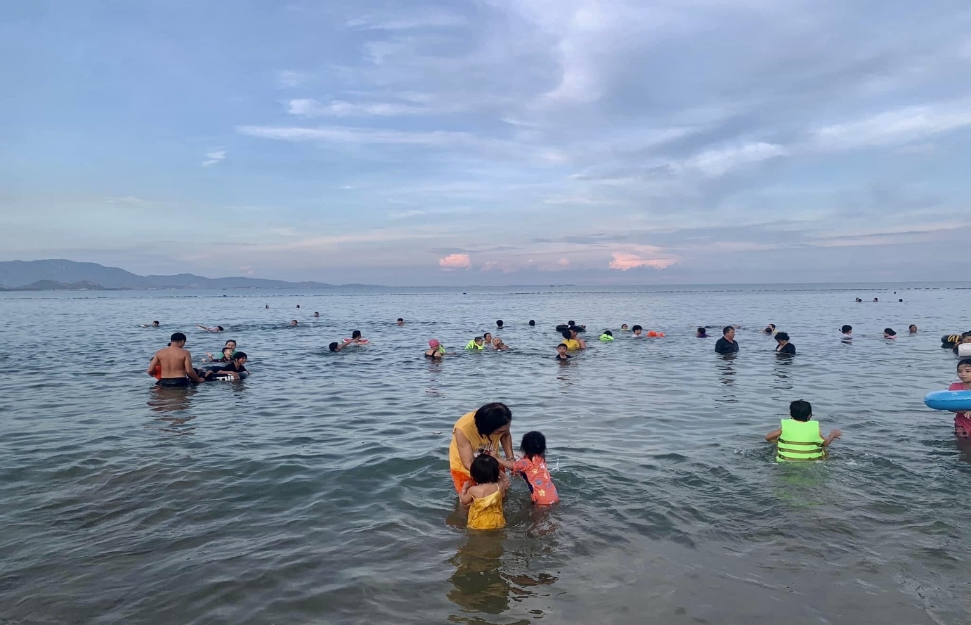 Hè về khám phá du lịch biển Bình Sơn - Ninh Chữ