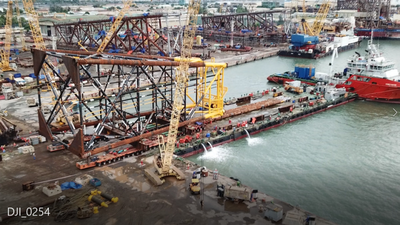 Hạ thủy thành công khối Chân đế RC-RB1 thuộc dự án phát triển mỏ Rồng