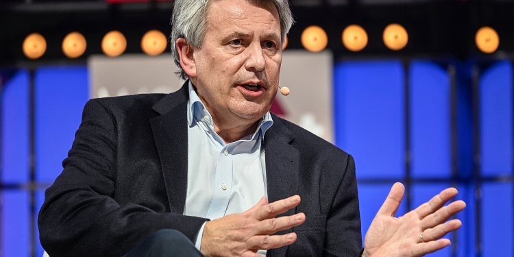 Shell nhận định về việc G7 muốn áp trần giá dầu của Nga