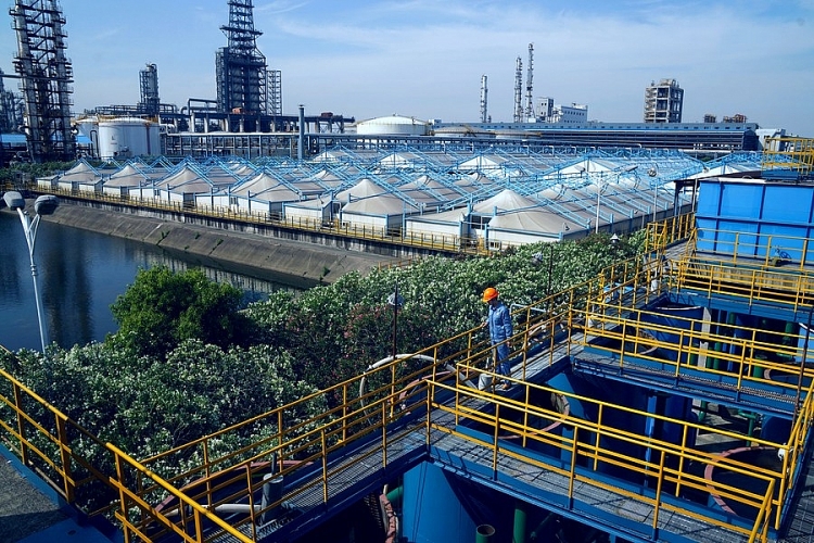 Sinopec bắt đầu sản xuất xăng máy bay sinh học quy mô công nghiệp Sinopec bắt đầu sản xuất xăng máy bay sinh học quy mô công nghiệp