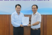 Hội DKVN công bố và trao quyết định bổ nhiệm Phó Tổng biên tập phụ trách Tạp chí Năng lượng Mới/PetroTimes