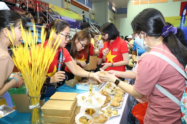 Ngày hội Gia đình Vietsovpetro 2022 với chủ đề “ Đồng hành và Tiếp bước tương lai” Ngày hội Gia đình Vietsovpetro 2022: “Đồng hành và tiếp bước tương lai”