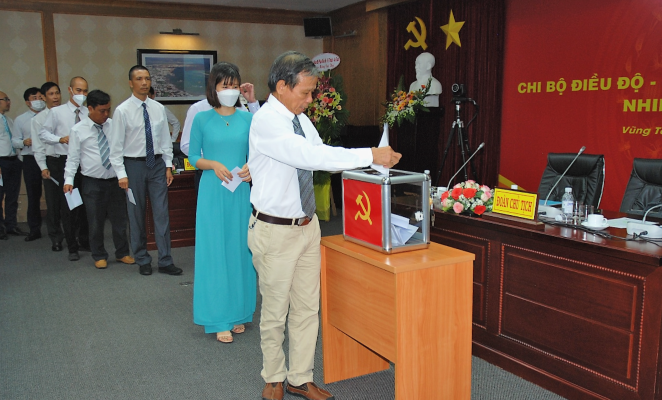 Vietsovpetro tổ chức thành công Đại hội điểm Chi bộ Điều độ – Kỹ thuật sản xuất – An toàn