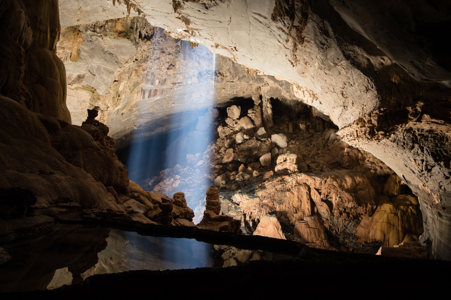 Hấp dẫn tour khám phá 7.000m từ "Thiên đường trong lòng đất"
