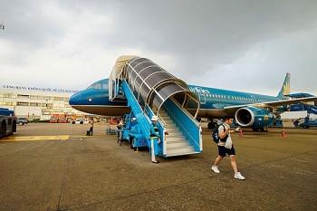 Đề xuất tăng trần giá vé máy bay