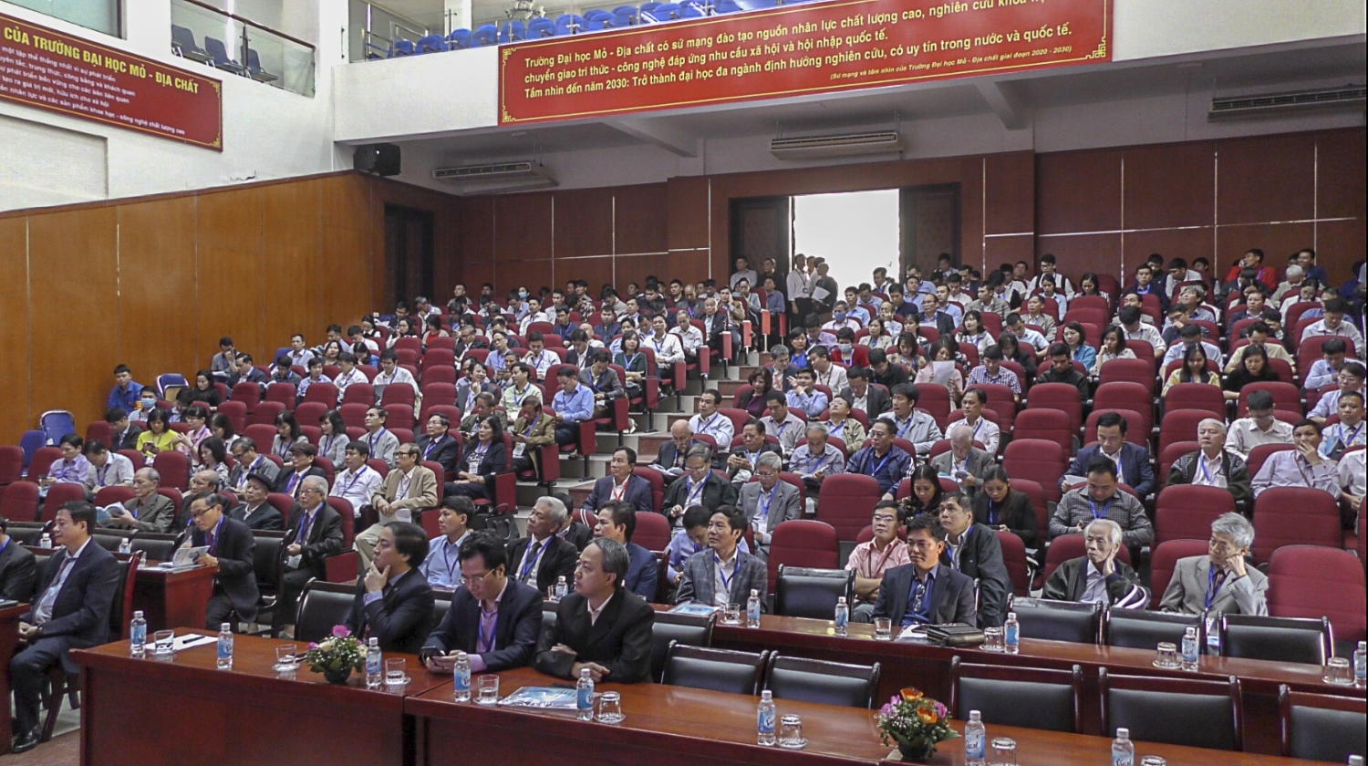 Hơn 200 báo cáo khoa học tại Hội nghị toàn quốc về Khoa học trái đất và tài nguyên với phát triển bền vững