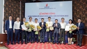 [PetroTimesMedia] Petrovietnam mừng công hoàn thành sản lượng khai thác dầu khí và các chỉ tiêu tài chính năm 2022