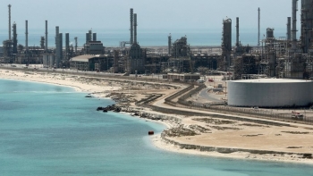 Nhiều nhà máy lọc dầu Trung Quốc yêu cầu Saudi Aramco giảm khối lượng cung cấp