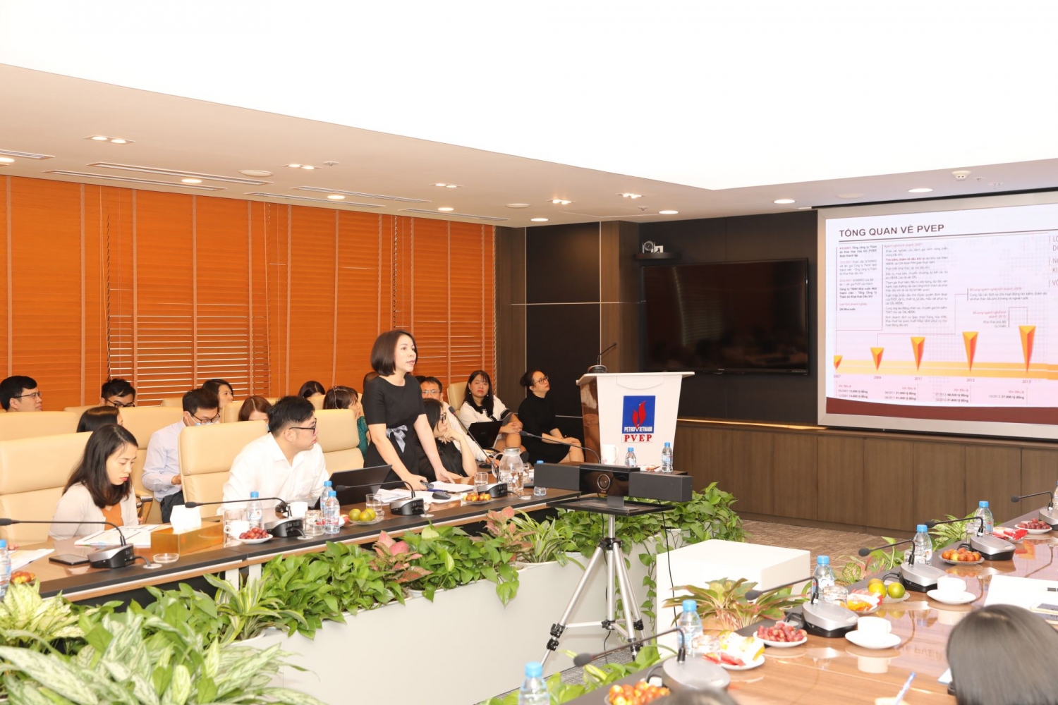 PVEP tổ chức Hội thảo hưởng ứng kỷ niệm 10 năm Ngày Pháp luật Việt Nam
