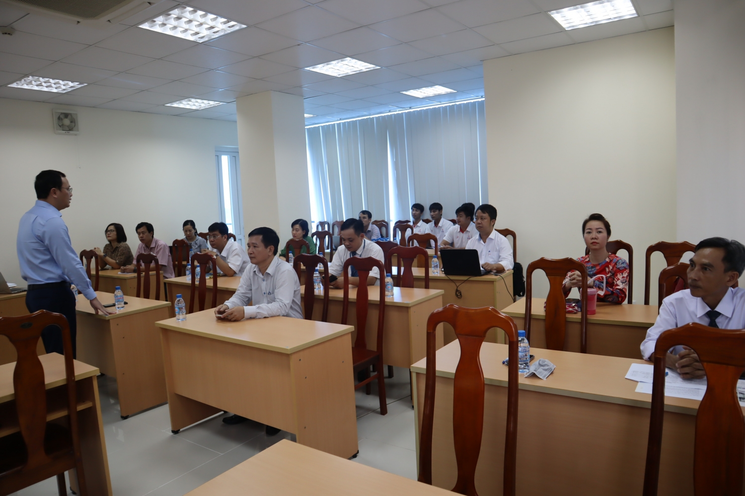Các thầy cô giáo tham dự Hội giảng