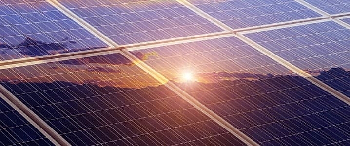 Đằng sau việc Mỹ thu giữ các lô thiết bị năng lượng mặt trời của Trung Quốc