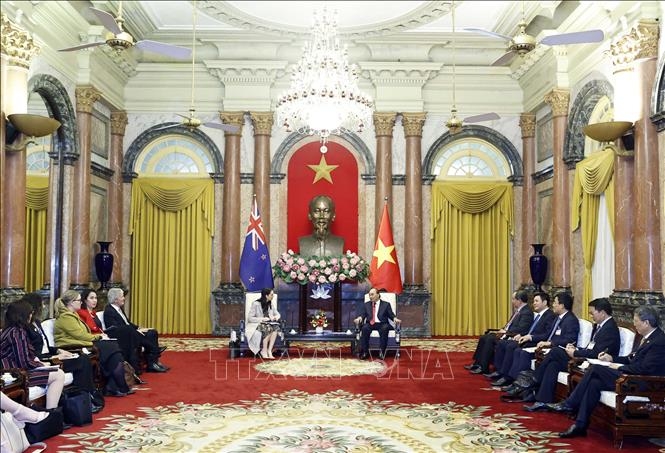 Chủ tịch nước Nguyễn Xuân Phúc tiếp Thủ tướng New Zealand