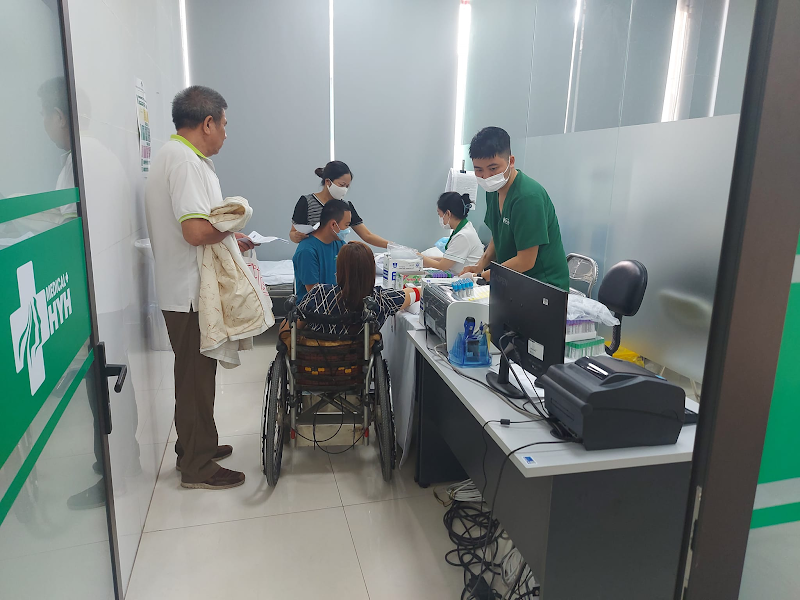 Hà Nội: Hơn 100 hội viên Hội Người khuyết tật khám sức khỏe miễn phí tại Phòng khám đa khoa HYH Medical Plus