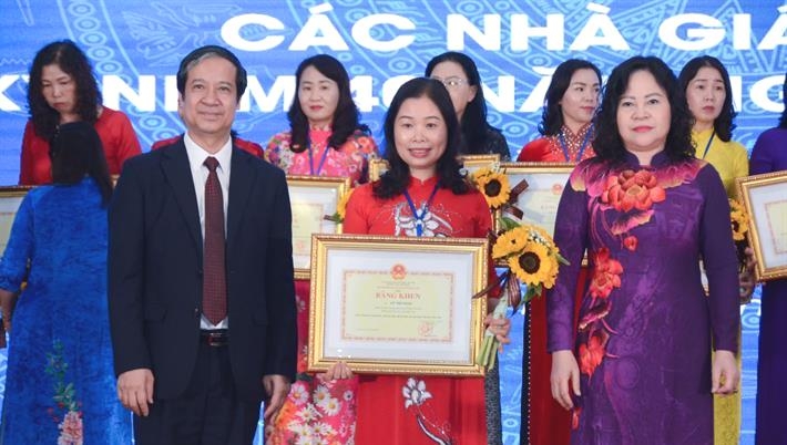 "Mỗi thầy cô có hoàn cảnh riêng nhưng có điểm chung là say mê, tận tụy với nghề"
