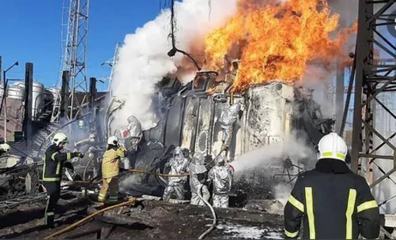 Ukraine khẩn cầu EU hỗ trợ năng lượng