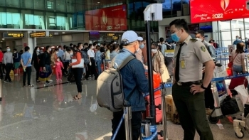 Tăng cường chống buôn lậu, gian lận thương mại, vận chuyển trái phép qua sân bay