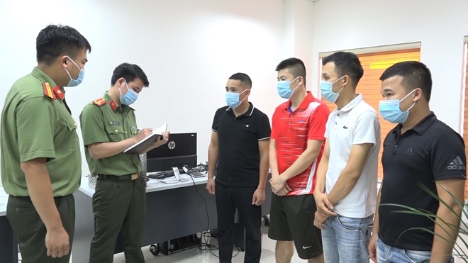 Tăng đấu tranh với tội phạm liên quan đến cá độ bóng đá