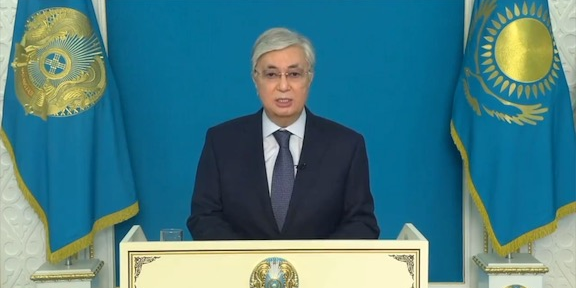 Kazakhstan xem xét quốc hữu hóa những công ty năng lượng gặp khó