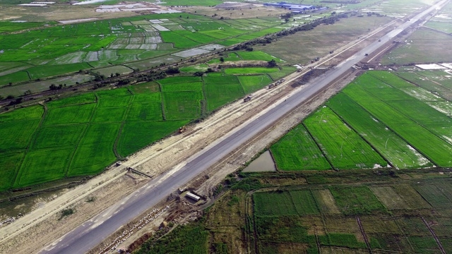 Bộ trưởng Nguyễn Văn Thắng đặc biệt quan tâm và nhiều lần đề cập là cơ chế thu hút nguồn vốn phát triển hạ tầng giao thông - Ảnh: Huy Hùng