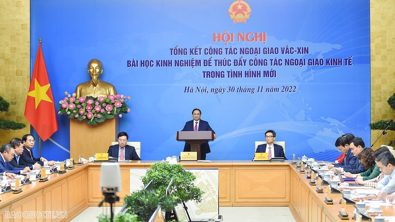 Thủ tướng Chính phủ chủ trì Hội nghị tổng kết công tác Ngoại giao vaccine