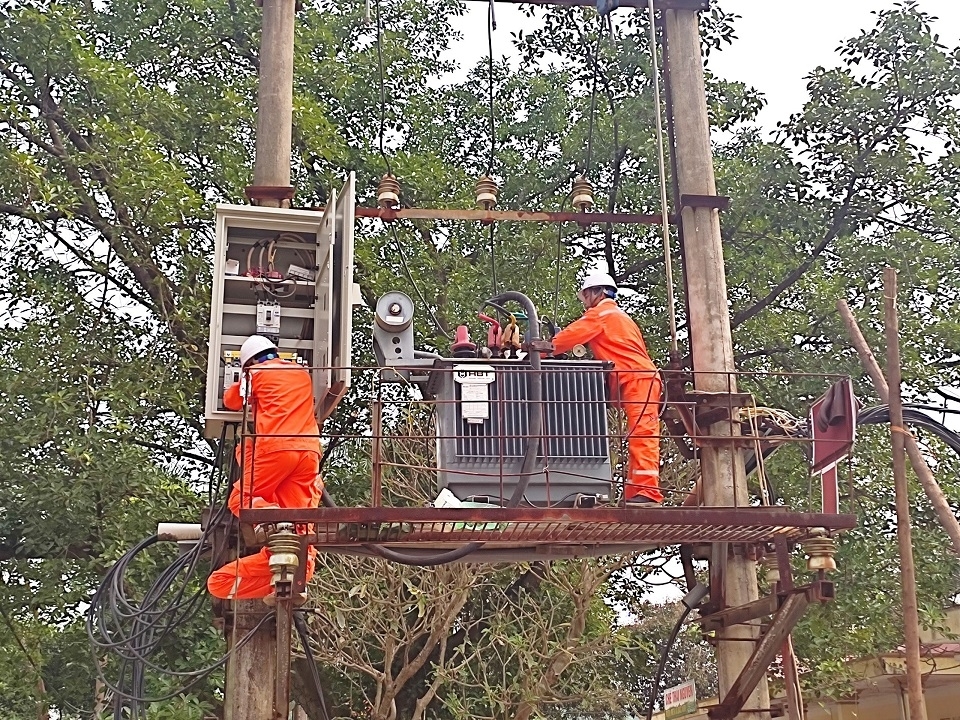 EVNNPC triển khai nhiều hoạt động ý nghĩa thiết thực hỗ trợ người dân, doanh nghiệp trong Tháng Tri ân khách hàng năm 2022