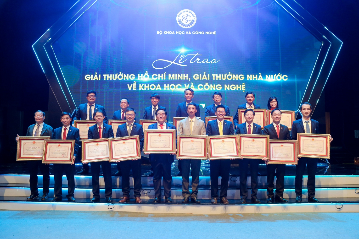 BIENDONG POC - Doanh nghiệp đạt chuẩn Văn hoá kinh doanh Việt Nam