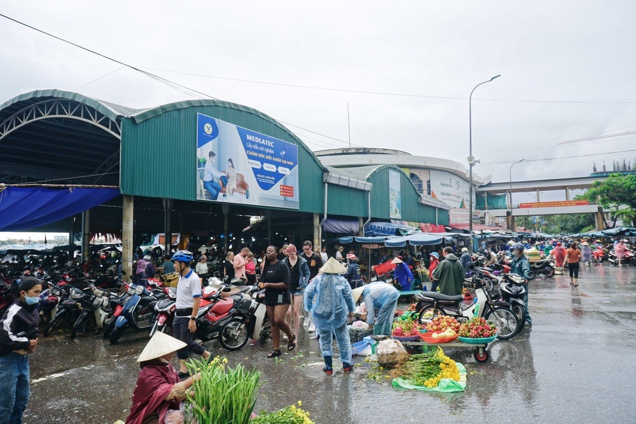 Độc đáo chương trình khám phá Thành phố Đồng Hới bằng xe đạp Độc đáo chương trình khám phá Thành phố Đồng Hới bằng xe đạp