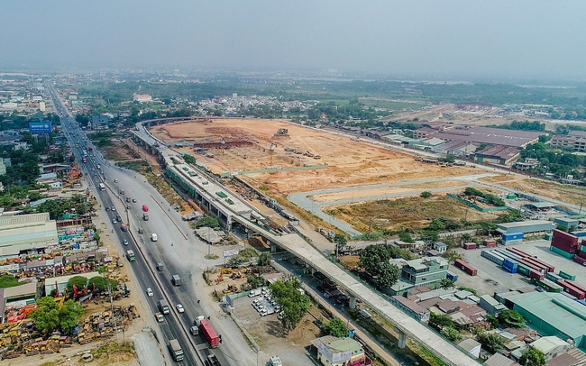 Tin bất động sản ngày 8/12: TP HCM đề xuất dừng 17 dự án chậm tiến độ