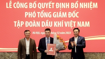 Petrovietnam công bố và trao quyết định Phó Tổng Giám đốc Tập đoàn