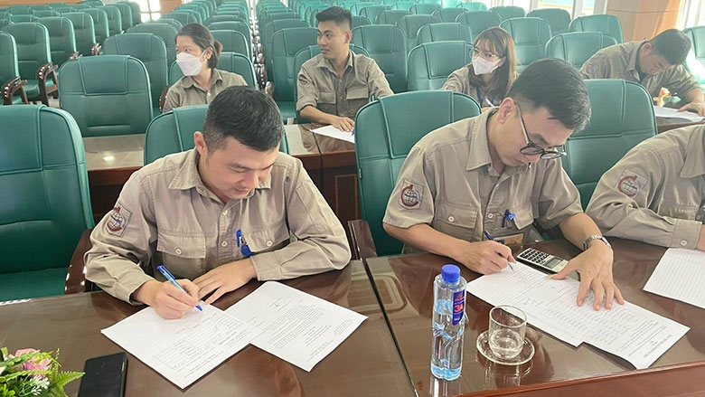 Doanh nghiệp than nỗ lực thu hút và giữ chân thợ lò