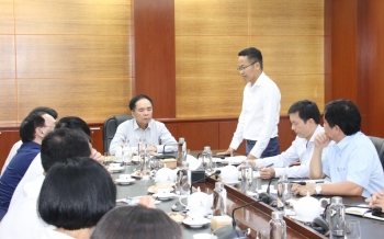 Thường trực Hội DKVN làm việc với Chi hội Dầu khí Cà Mau
