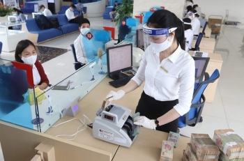 Tin ngân hàng ngày 16/12: Phấn đấu giảm lãi suất huy động về tối đa 9,5%/năm