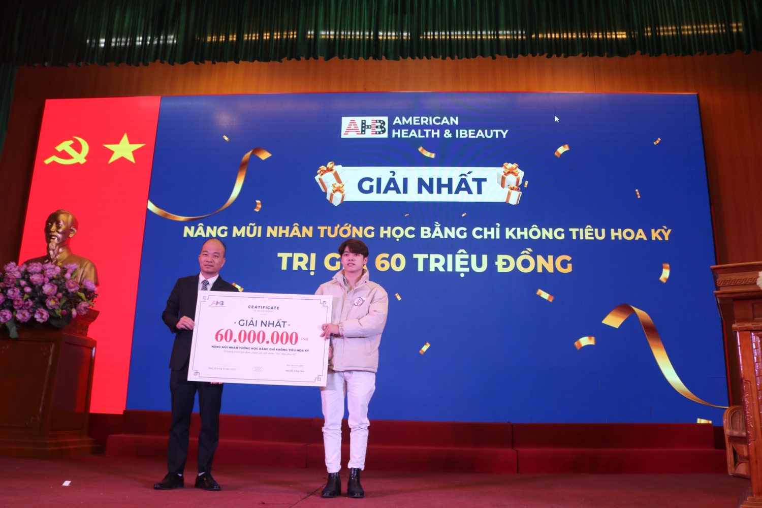 AHIB phối hợp với Hội phụ nữ và Phòng y tế Quận Nam Từ Liêm tổ chức tọa đàm chăm sóc sức khỏe - sắc đẹp phụ nữ