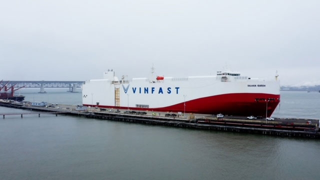 Lô xe đầu tiên cập cảng California, VinFast nhận giấy phép bán hàng tại Mỹ
