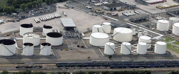 Giá dầu 100 USD/thùng sẽ quay trở lại vào năm 2023 Giá dầu thô tiếp đà tăng nhẹ