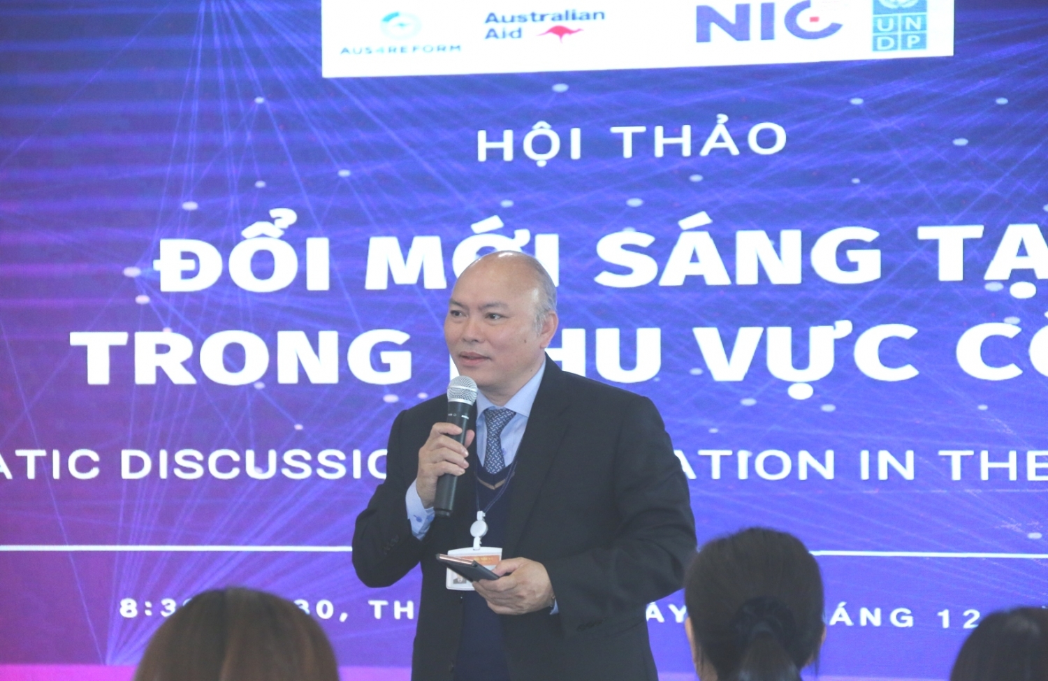 Cần đổi mới sáng tạo trong khu vực công
