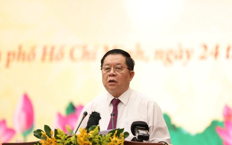 Đồng chí Nguyễn Trọng Nghĩa, Bí thư Trung ương Đảng, Trưởng Ban Tuyên giáo Trung ương phát biểu tại Hội nghị.