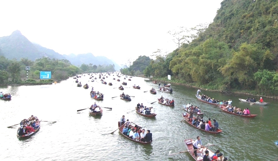 Nhiều điểm mới tại lễ hội du lịch chùa Hương năm 2023